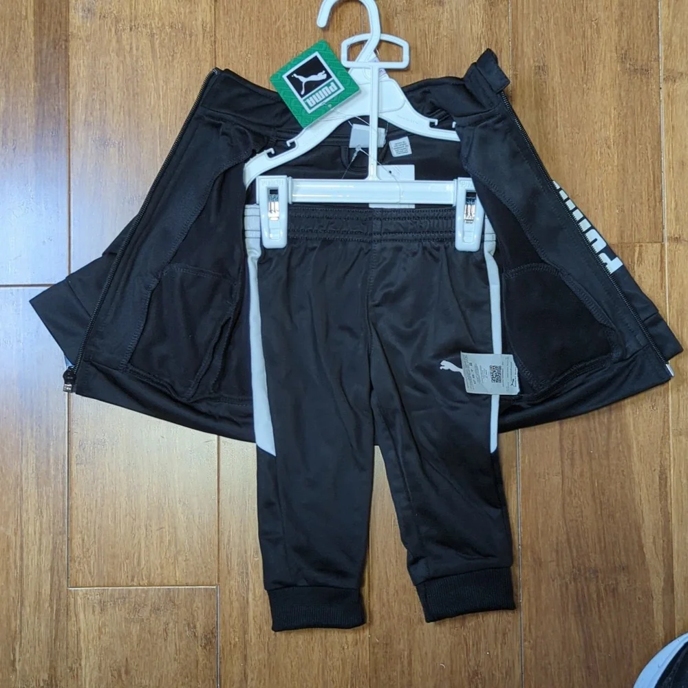 Puma 2 Piece Black & White Baby Track Suit 6-9 Months - Picture 3 of 7
